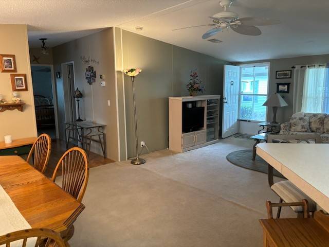 422 Gulf Stream Drive a Lake Alfred, FL Mobile or Manufactured Home for Sale